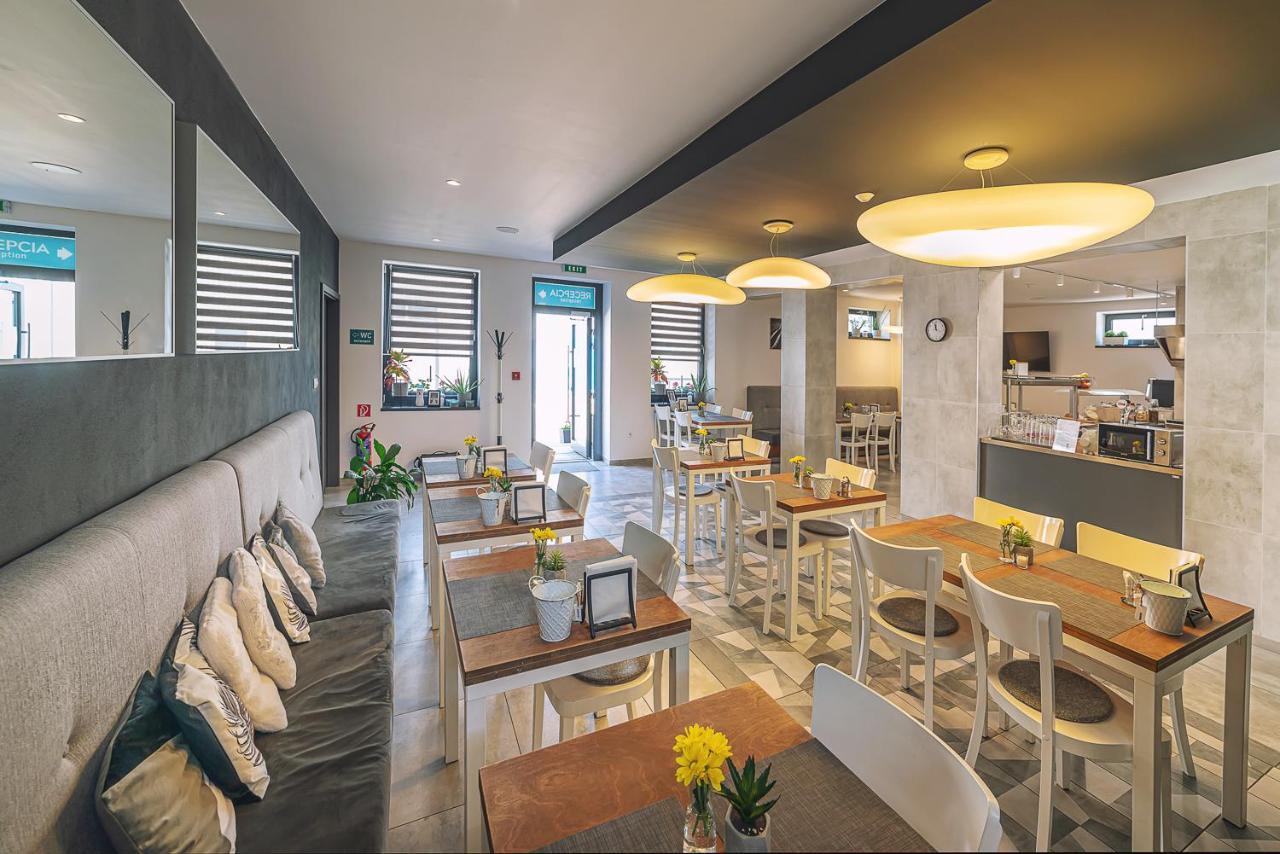 Timeout City Hotel Liptowski Mikułasz Zewnętrze zdjęcie