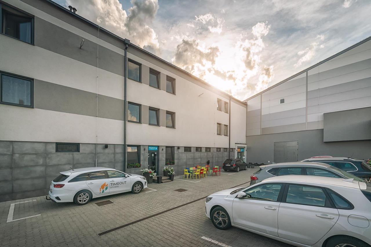 Timeout City Hotel Liptowski Mikułasz Zewnętrze zdjęcie